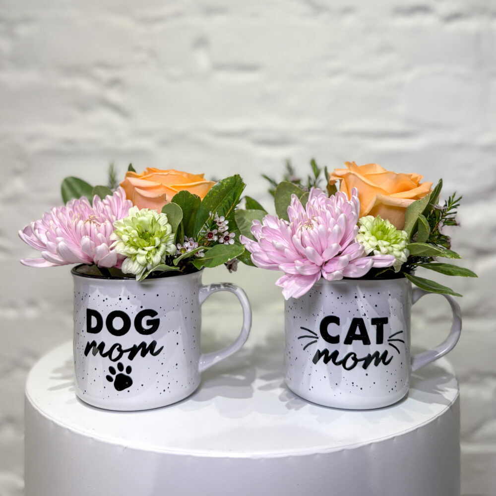 Dog/Cat Mom